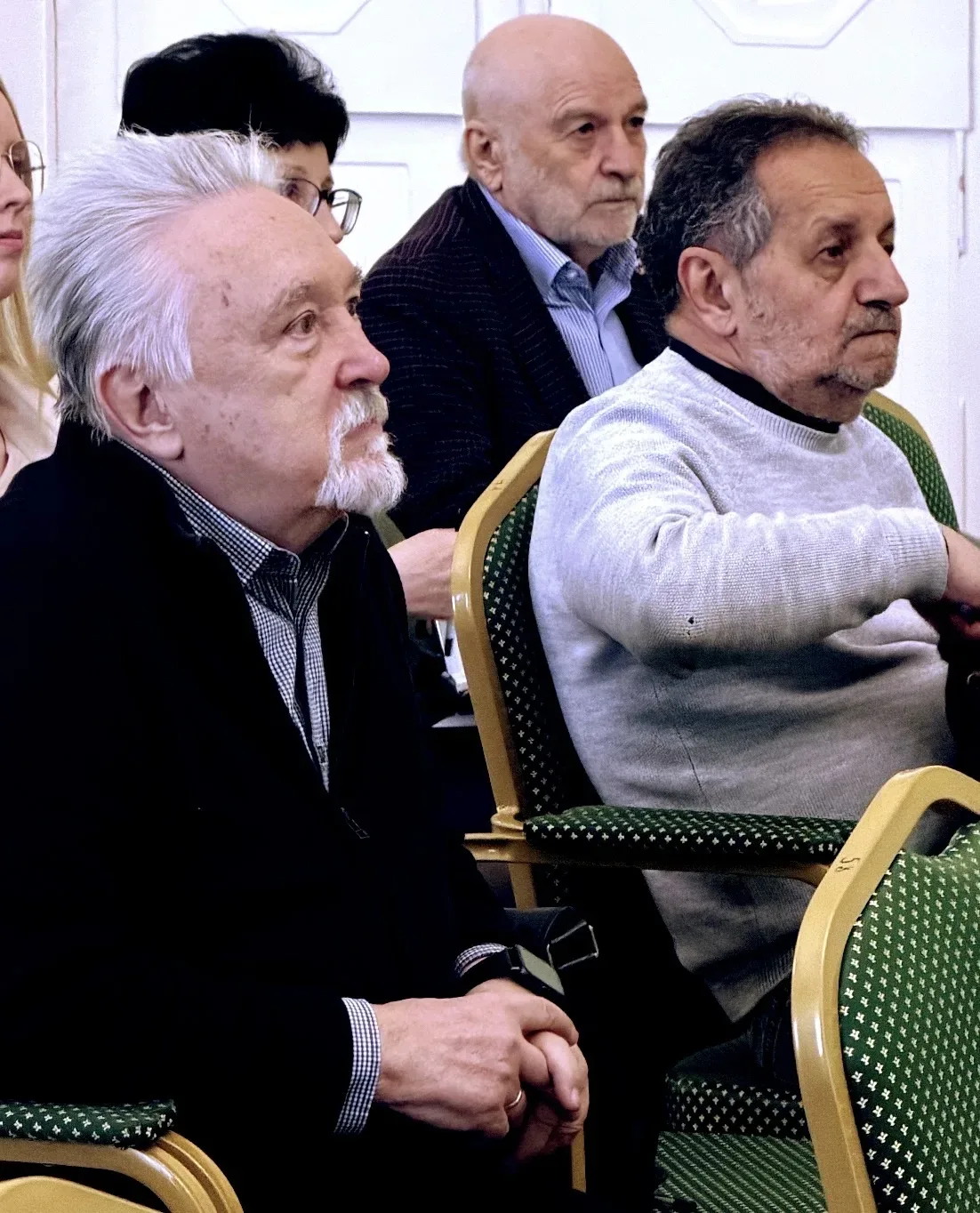 Благодарим членов комиссии.