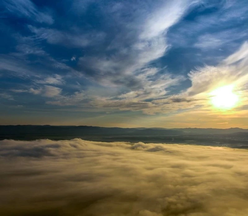 Туманное одеяло над Ингодой ⛅

Фото: zab_drone

Плохо грузит Telegram? ЧВК Чита в MAX