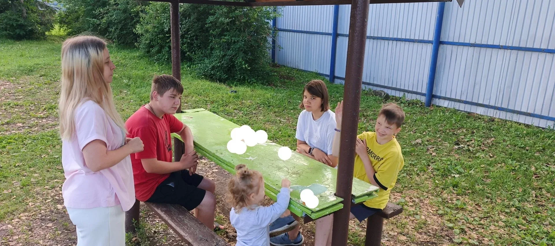 Новый день в нашем лагере дневного пребывания "Родничок" начался с мощного заряда энергии и погружен