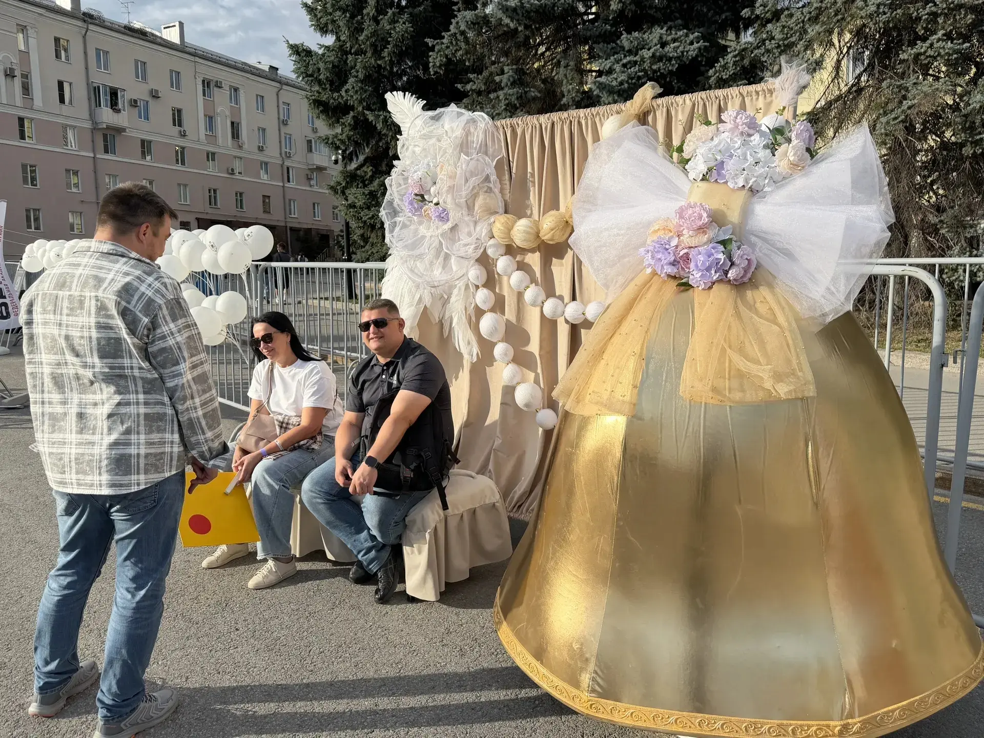 Выпускной бал Липецкие зори 2026 прямо сейчас проходит в Липецке