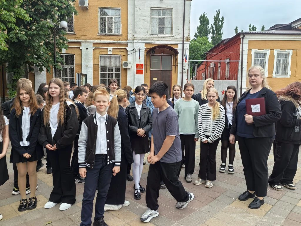 В лицее прошла плановая тренировка по эвакуации учащихся и сотрудников. В мероприятии приняли участи