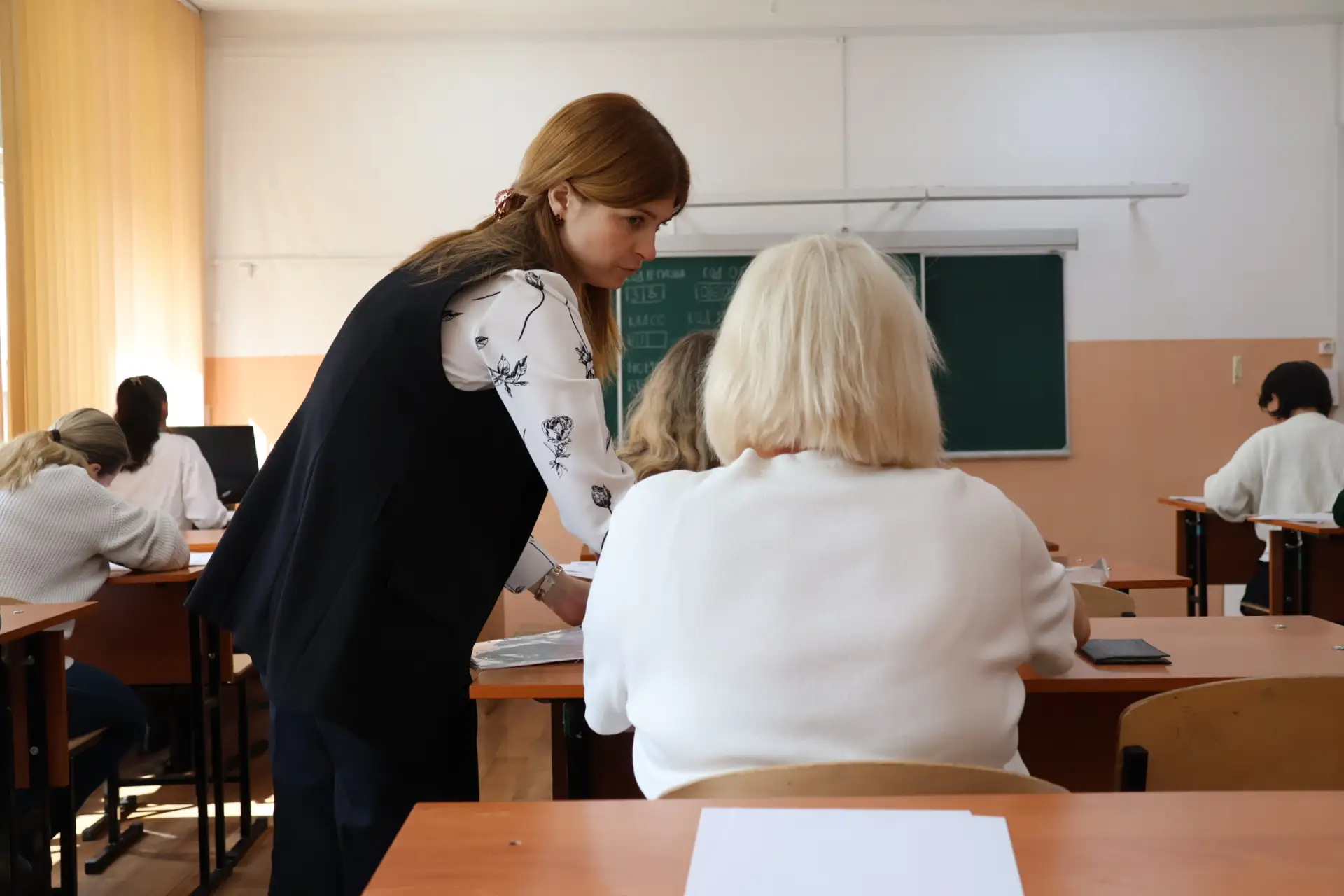 🤝 «Сдаем вместе»: мамы и папы гимназии оказались на месте выпускников  25 апреля в нашей гимназии пр