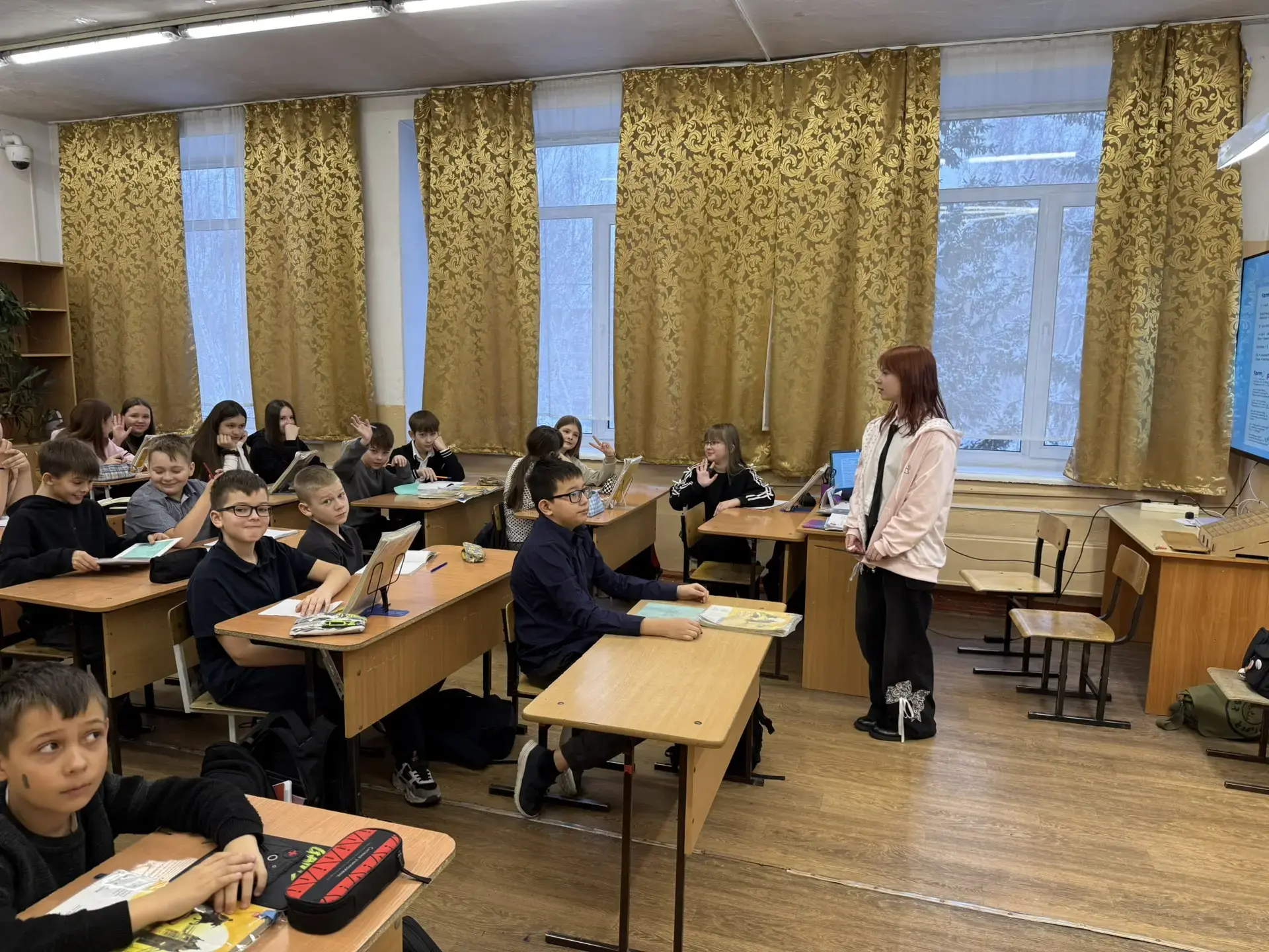 🎉 Сегодня в нашей школе произошло нечто удивительное! По инициативе нашего  советника Коняшиной Ирин