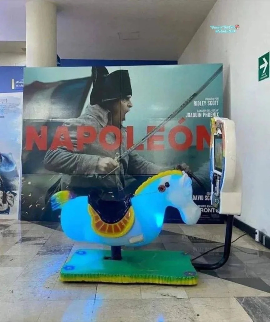 Оттого видать и проиграл Ватерлоо🤷‍♀️😁