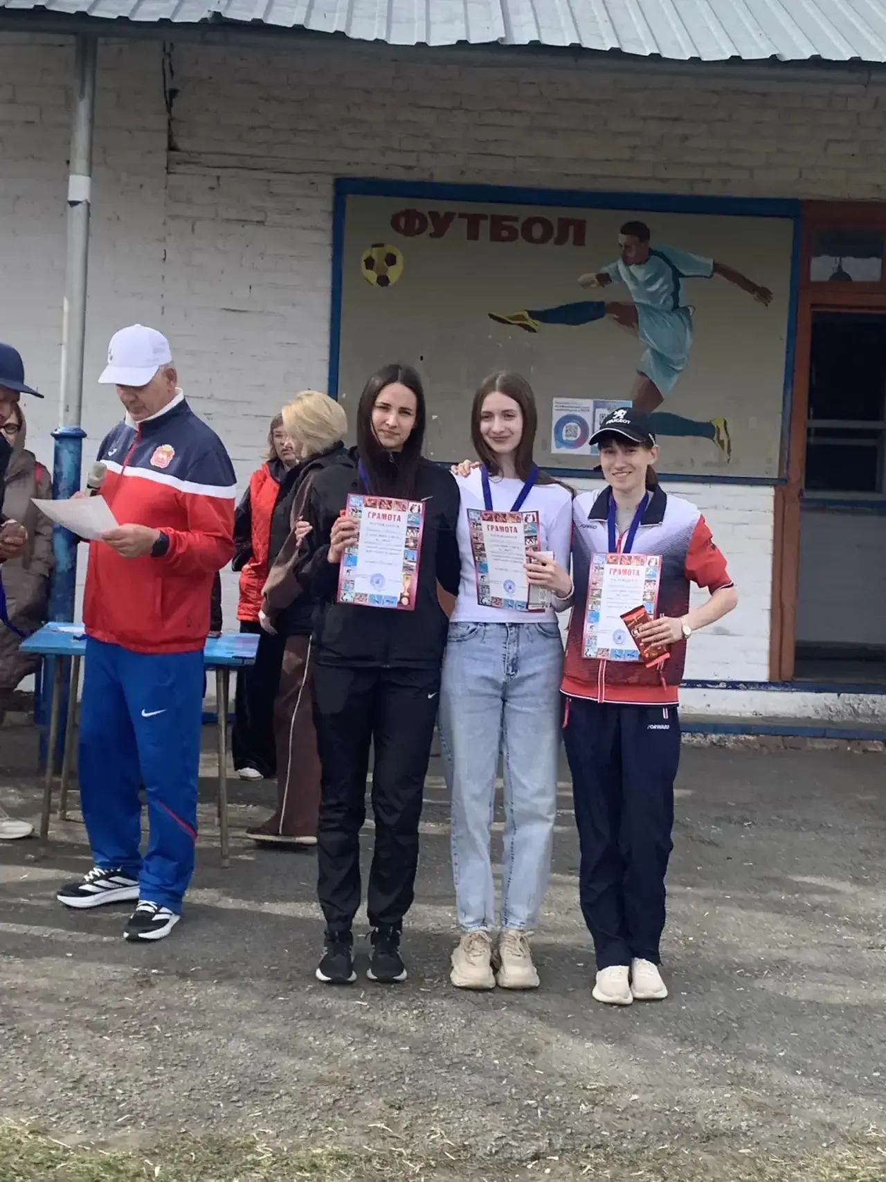 📣 20 апреля, на стадионе «Труд» прошёл традиционный легкоатлетический кросс, собравший спортсменов р