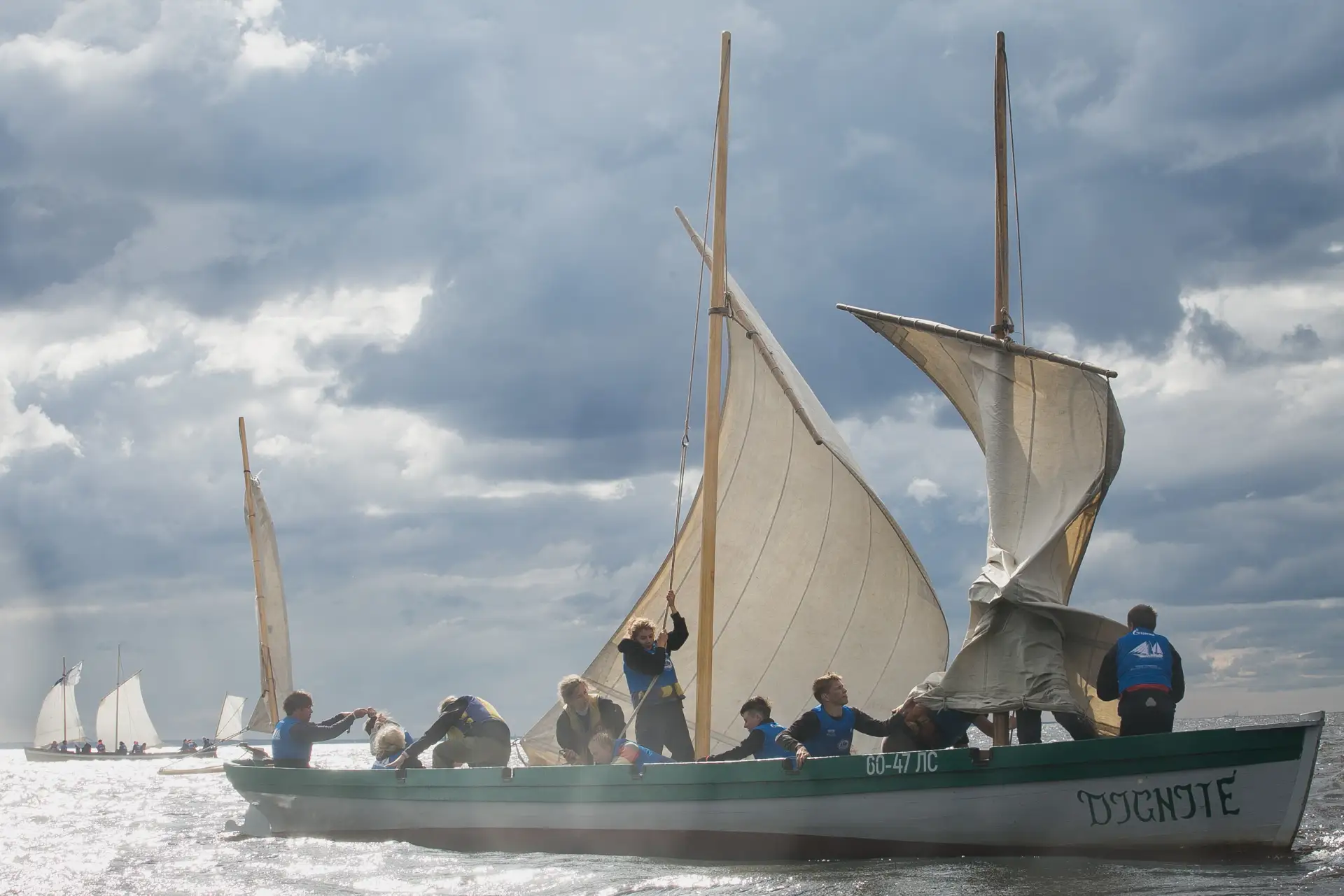 ⛵ Подростков приглашают бесплатно обучиться парусному делу

В Санкт-Петербурге и Ленинградской облас