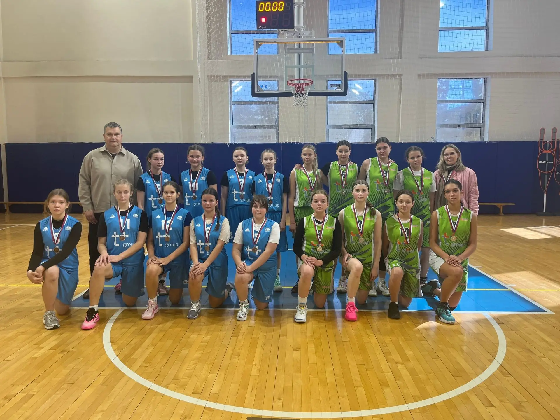 30 сентября команда Пристенского района стала бронзовым 🥉🥉🥉призером Первенства Курск...