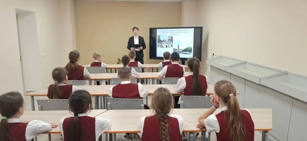2 ФЕВРАЛЯ – ДЕНЬ ВЕЛИКОЙ ПОБЕДЫ ПОД СТАЛИНГРАДОМ! Сегодня – особенный день! Мы вспоминаем подвиг наш