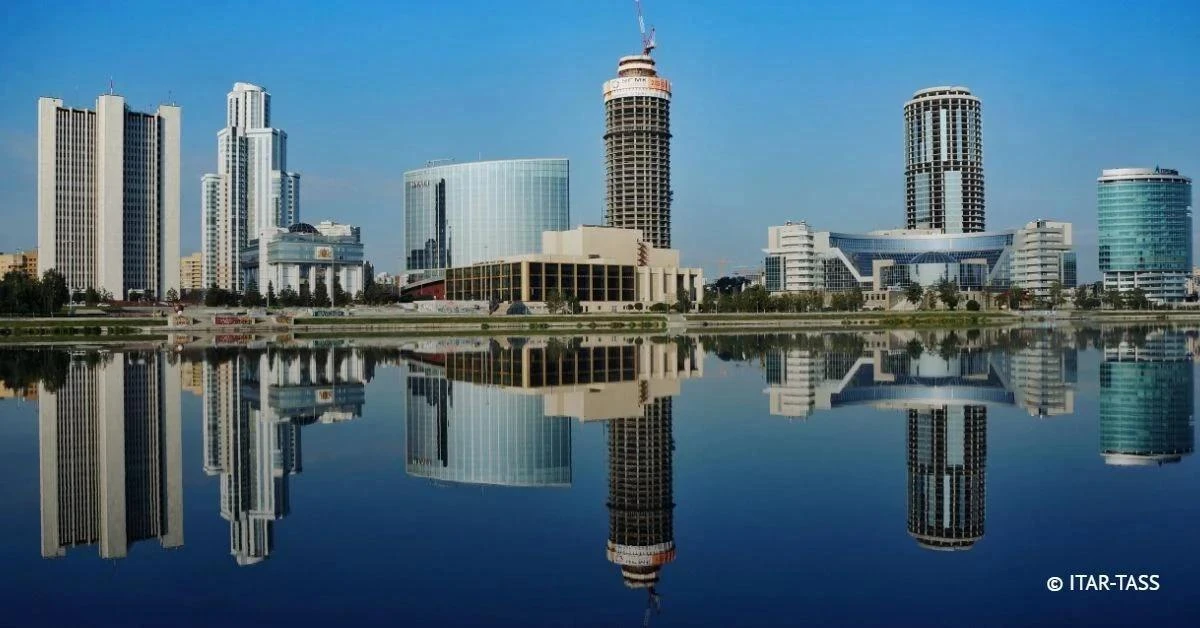 Екатеринбург, Новосибирск и Москва среди пяти наиболее крупных городов России имеют сам...
