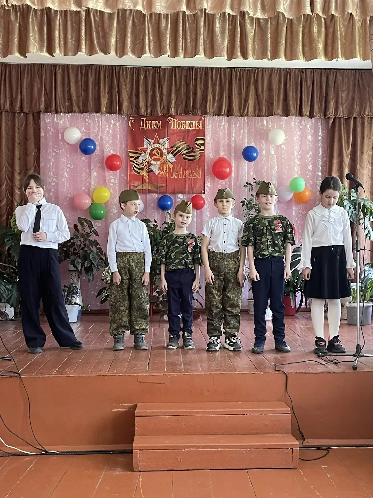 7 мая в Однолуцком СДК состоялась литературно- музыкальная композиция «Помним, славим, ...