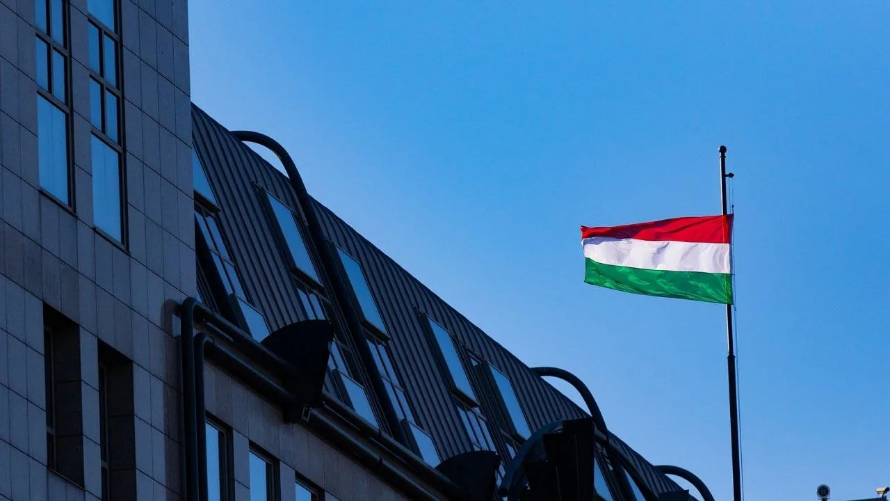 ❗️Венгрия сообщила Евросоюзу о намерении предоставлять защиту военнообязанным из Украины.