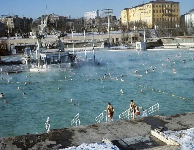 ☃️ Зимнее купание в бассейне «Москва»