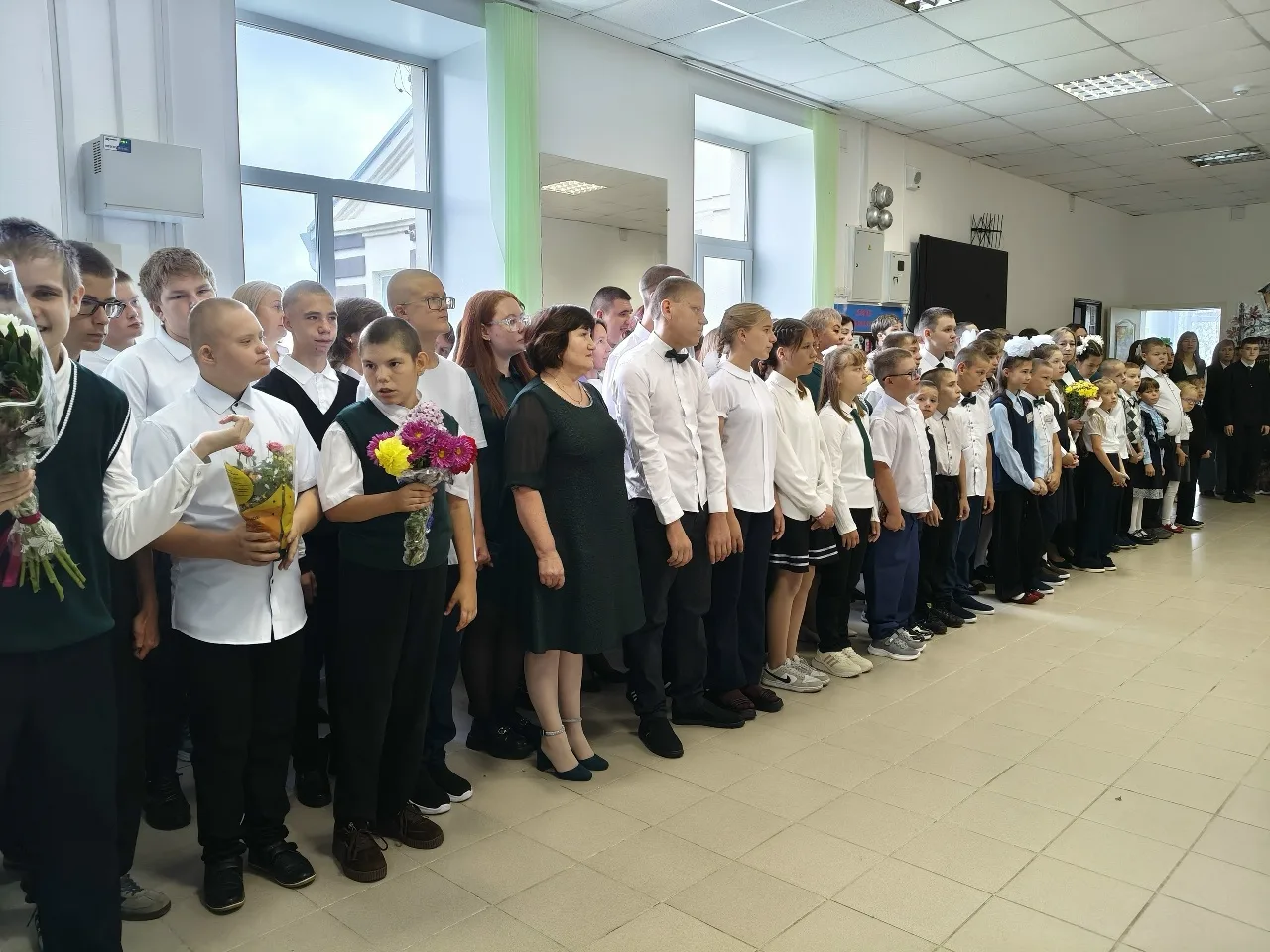 ДЕНЬ ЗНАНИЙ В КАРГАПОЛЬСКОЙ ШКОЛЕ-ИНТЕРНАТ