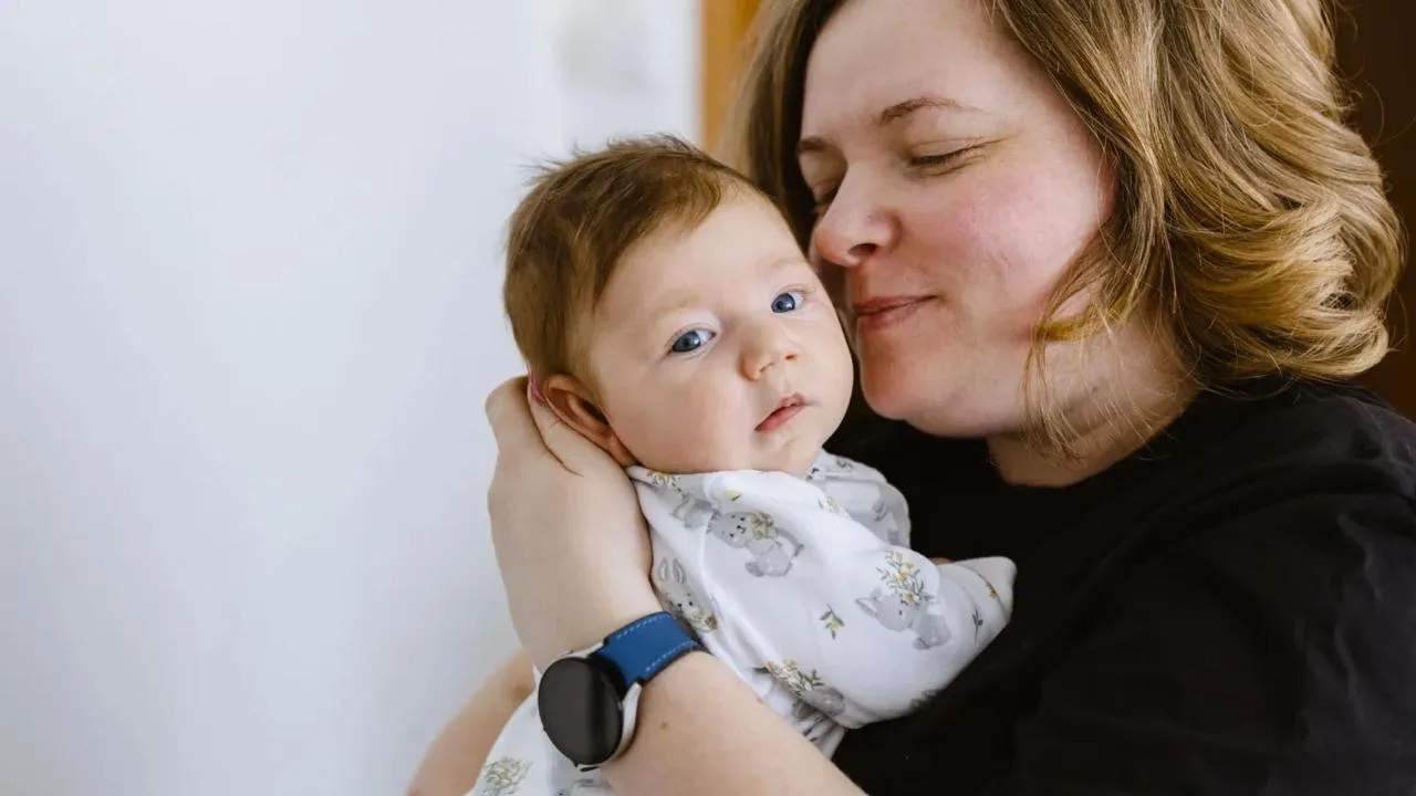 🤱 Тысячи ямальских новорождённых зарегистрированы онлайн  Окружная служба ЗАГСа напоминает о том, чт