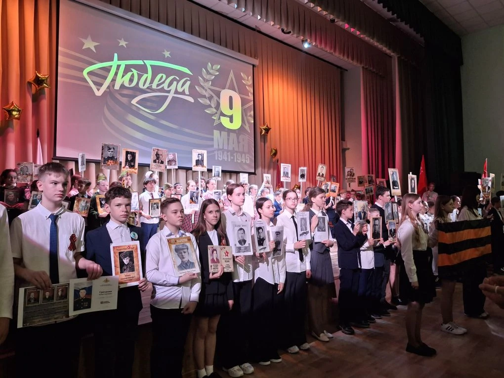 🇷🇺 День Победы в нашей школе: память, которая объединяет! 🕊  Сегодня в нашей школе царила особая атм