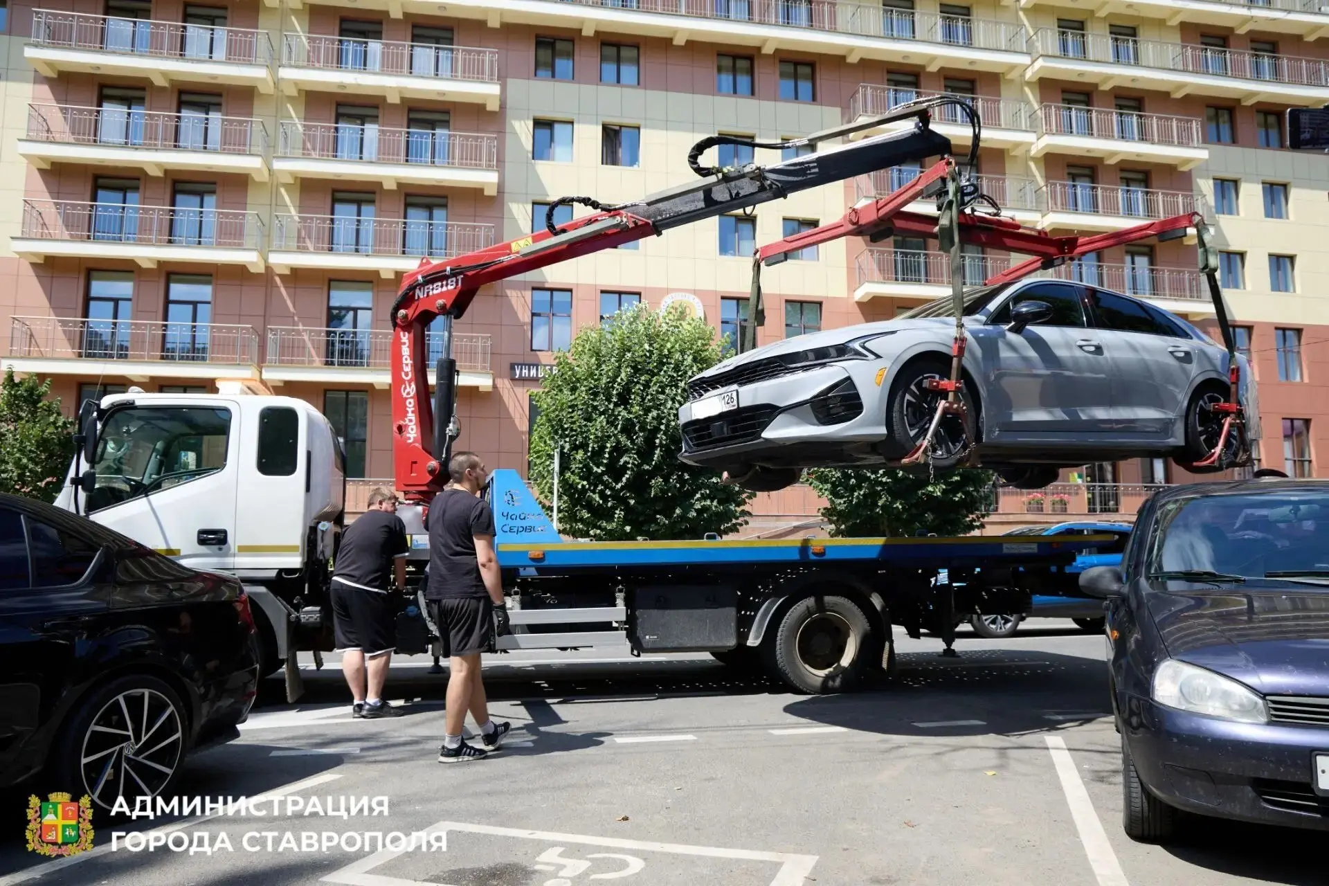 🚗 В Ставрополе продолжают ловить любителей парковаться на местах для инвалидов

С начала года во вр