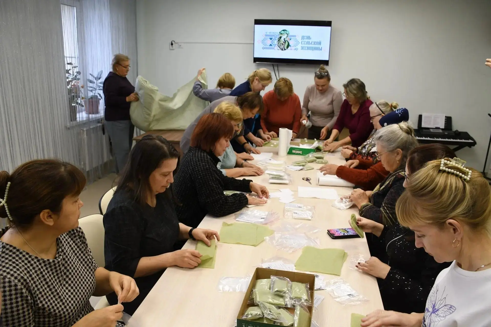 В Ядринском комплексном центре социального обслуживания отметили Международный день сел...