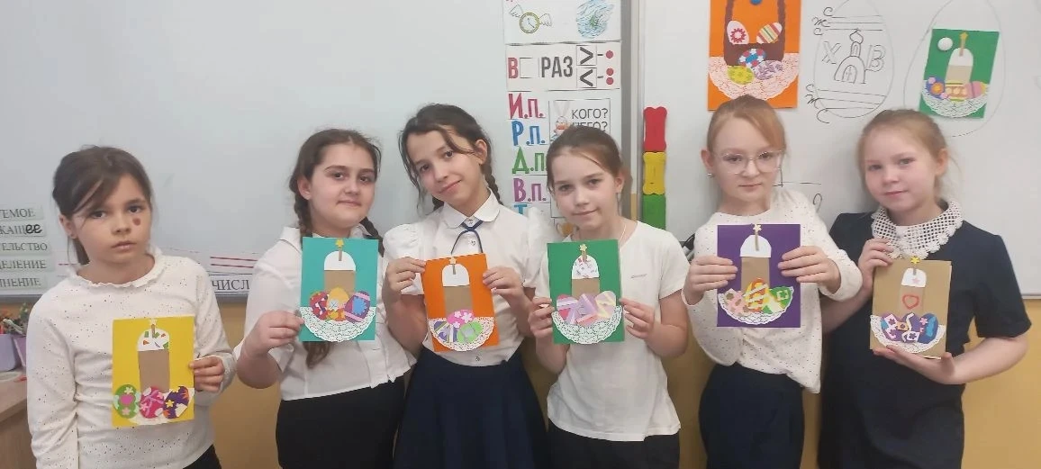 ➡ ТВОРЧЕСКИЕ ТЕМАТИЧЕСКИЕ УРОК   🇷🇺 Россия - большая страна. На одной территории проживают представи