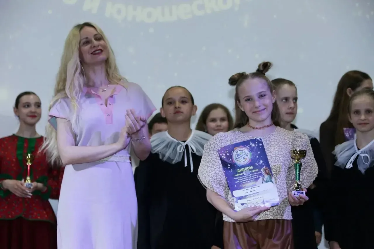 💫 Гордость студии «Весёлые нотки»: Анжелина Осипенко — лауреат Всероссийского конкурса «Земля талан