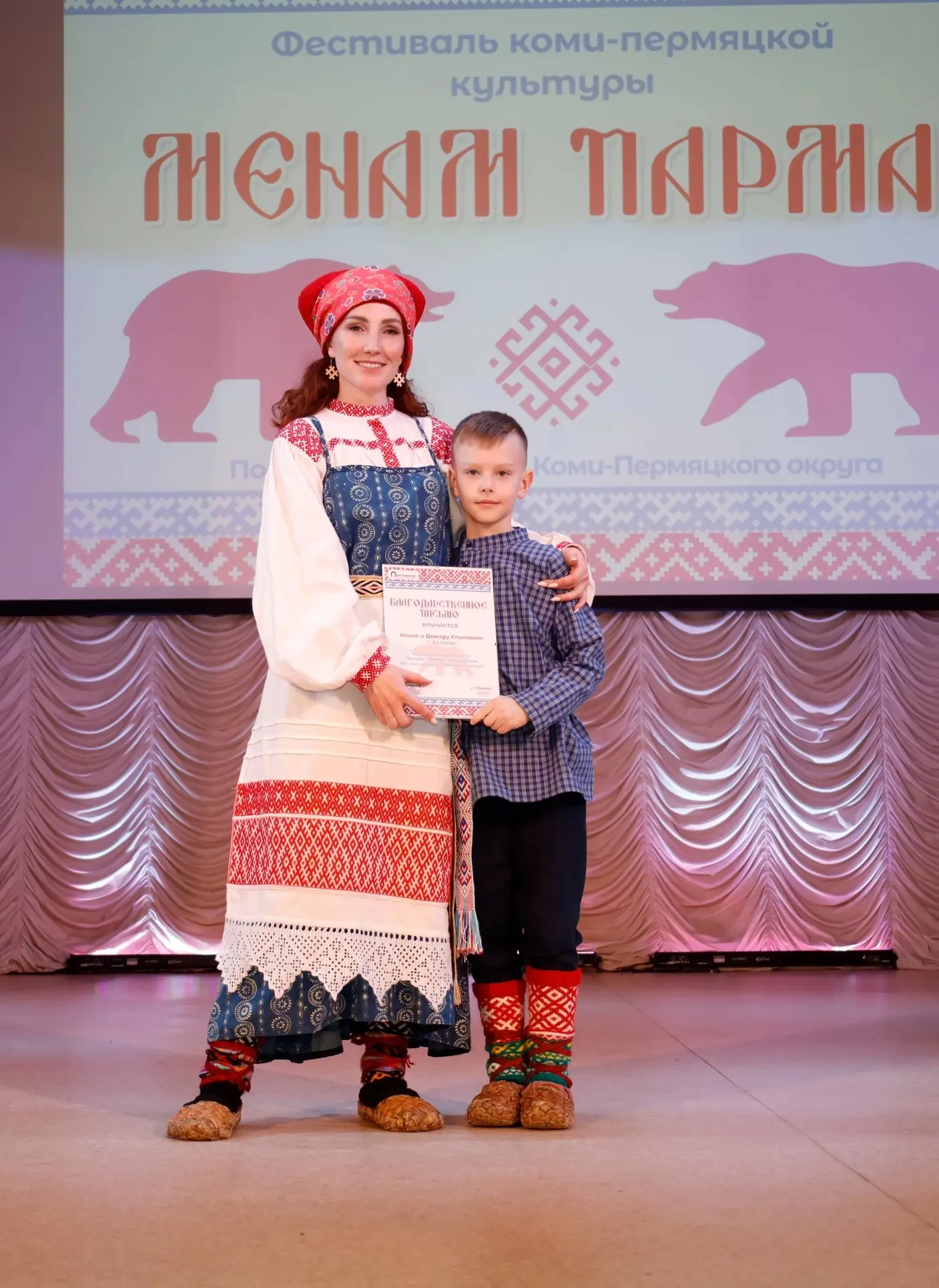 В связи с тем, что у меня много новеньких на канале, хочу пояснить, куда вы попали)  Меня зовут Алин