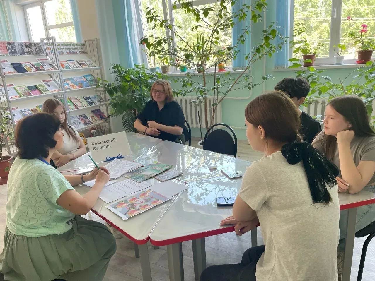 Студенты Тамбовского областного медицинского колледжа отделения в г. Мичуринске посетил...