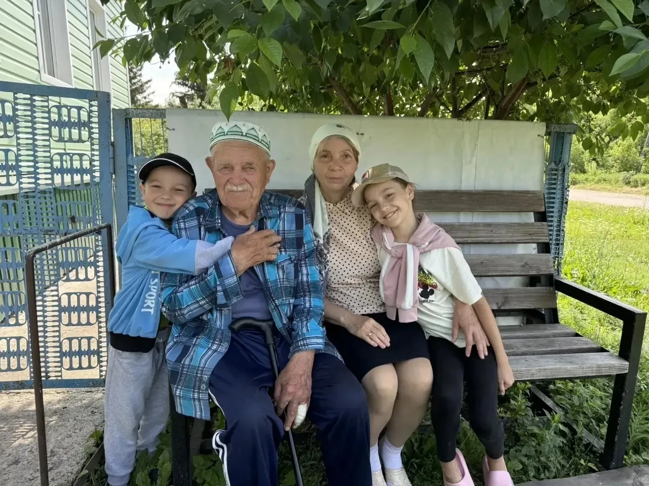 Каникулы 2026

💥Большее время летних каникул я провожу в деревне у бабушки и дедушки. Городская суе