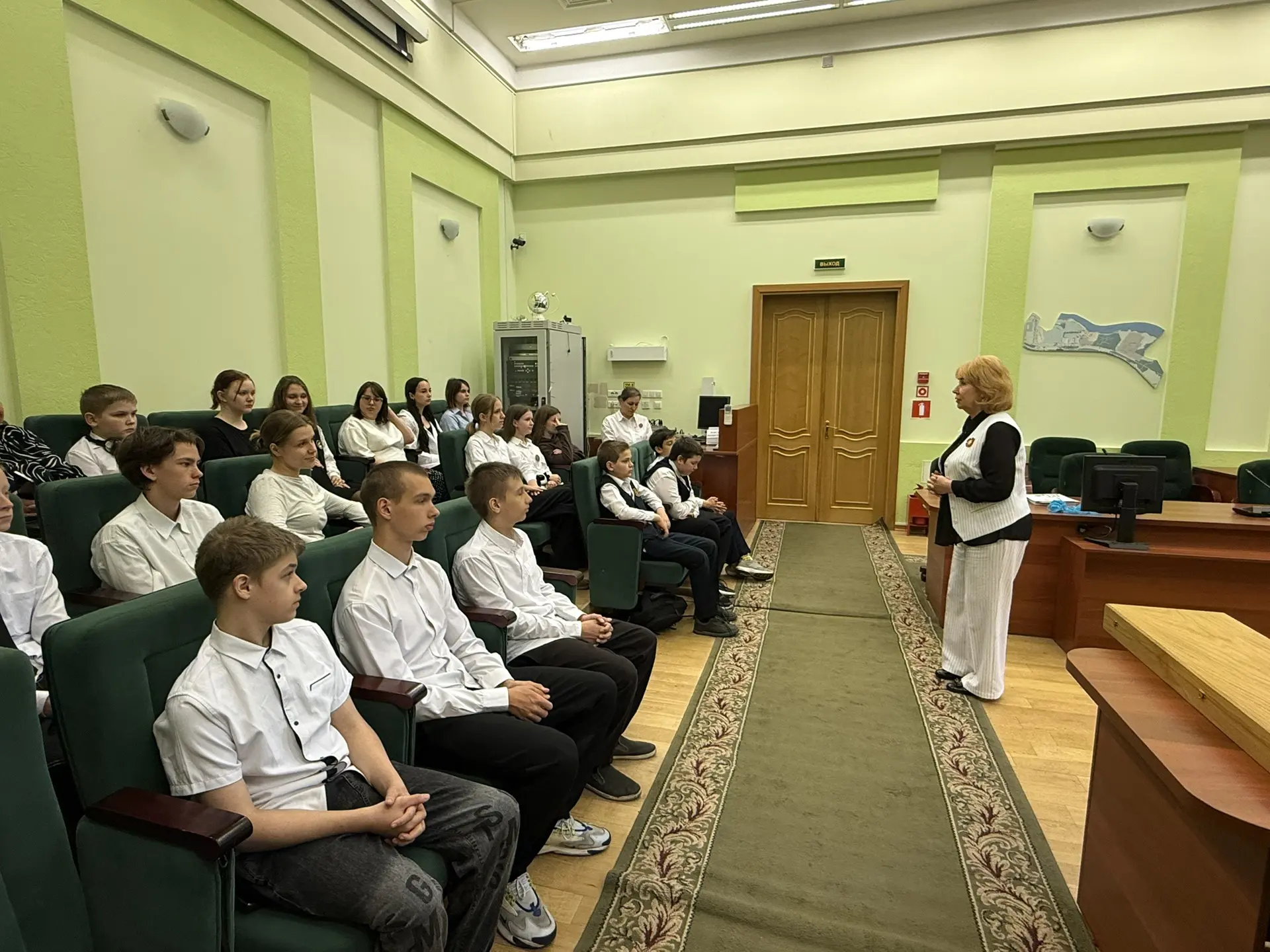 В Администрации внутригородского муниципального образования города федерального значени...