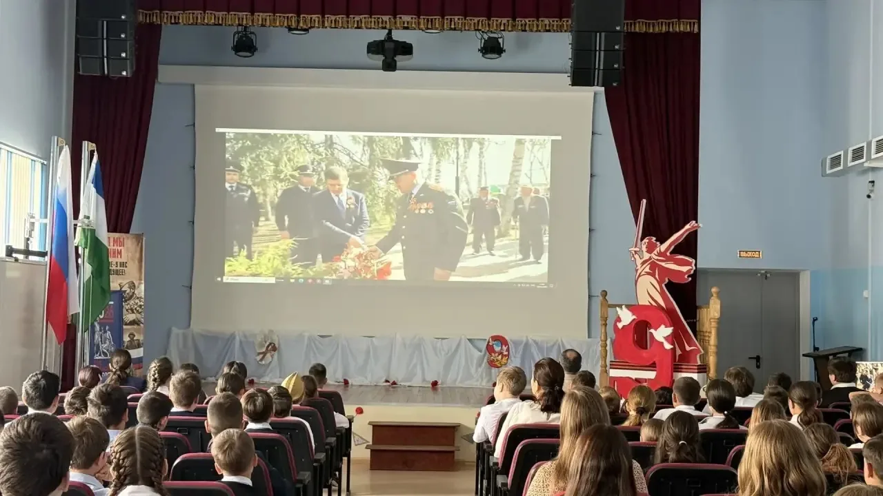 🌟 Светлой памяти павших в борьбе против фашизма 🌟  Сегодня, 8 мая 2026 года, наша школа присоединила