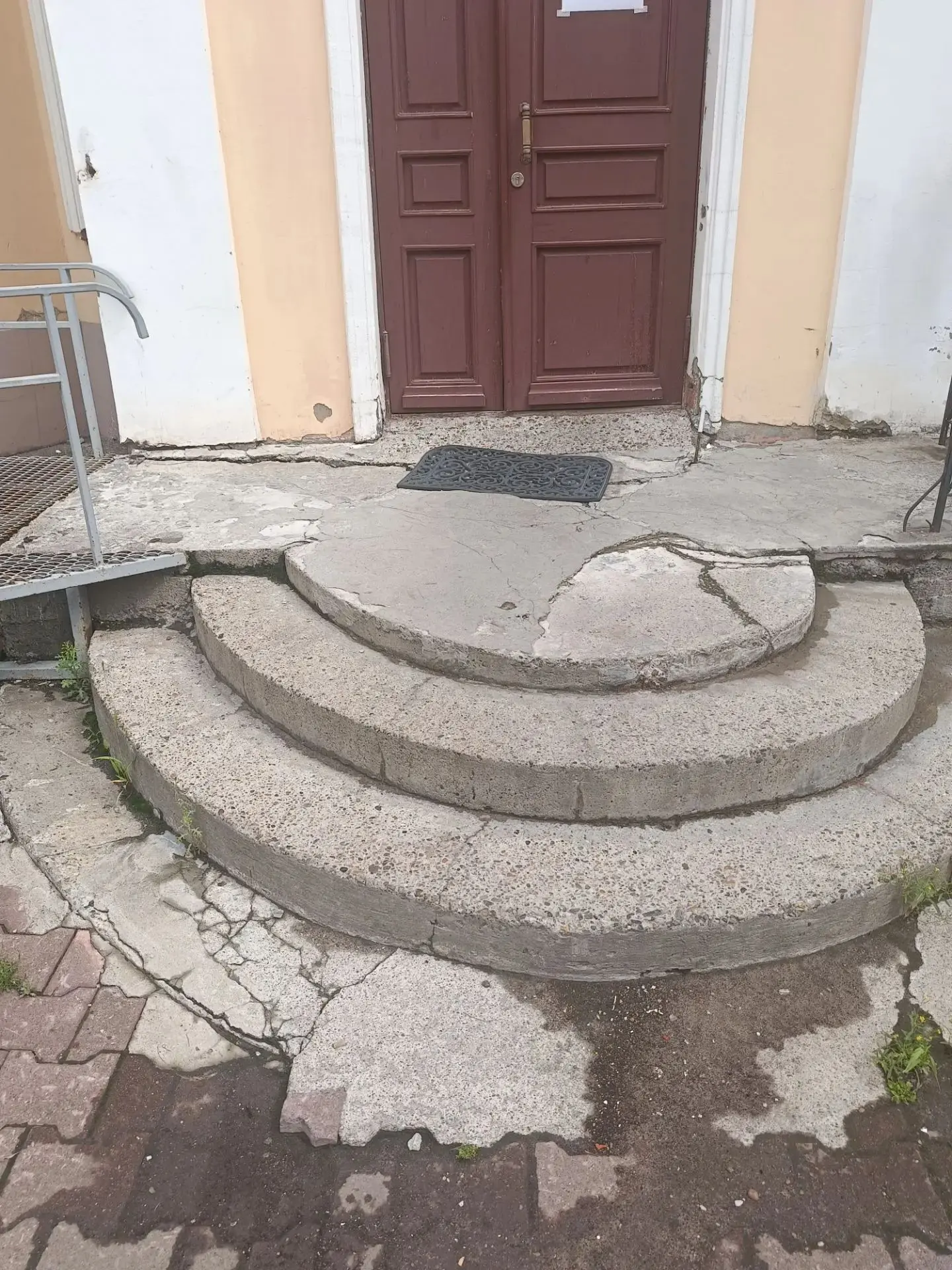 О ректорской боли

Дорогие читатели канала! 
Хочу поделиться мыслями, которые терзают мою душу не пе