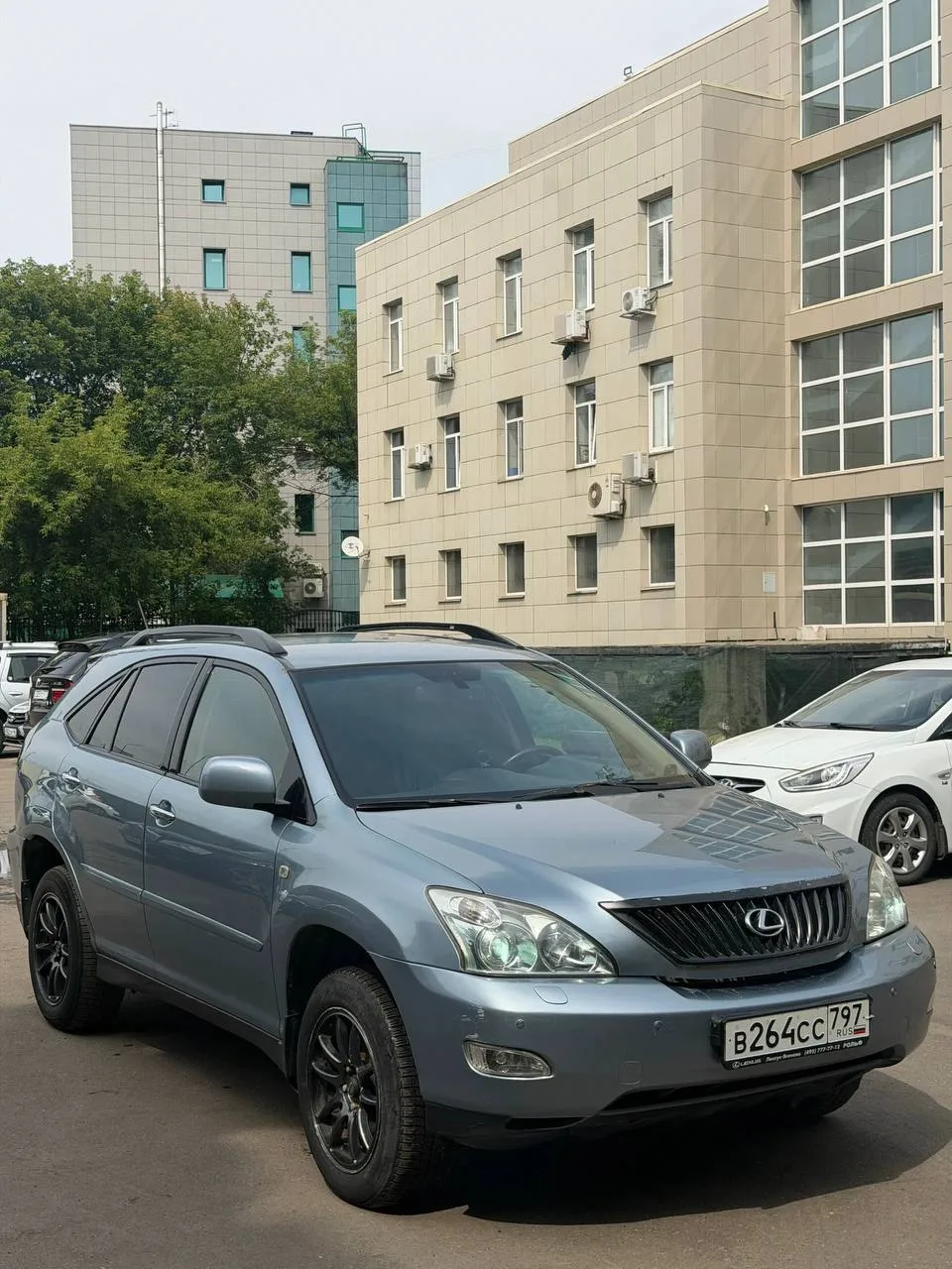 Lexus RX350
3.5 (276л.с.) AКПП 4WD 2007 год

- Хорошая человеческая машина!
- тТехнически в хорошем 