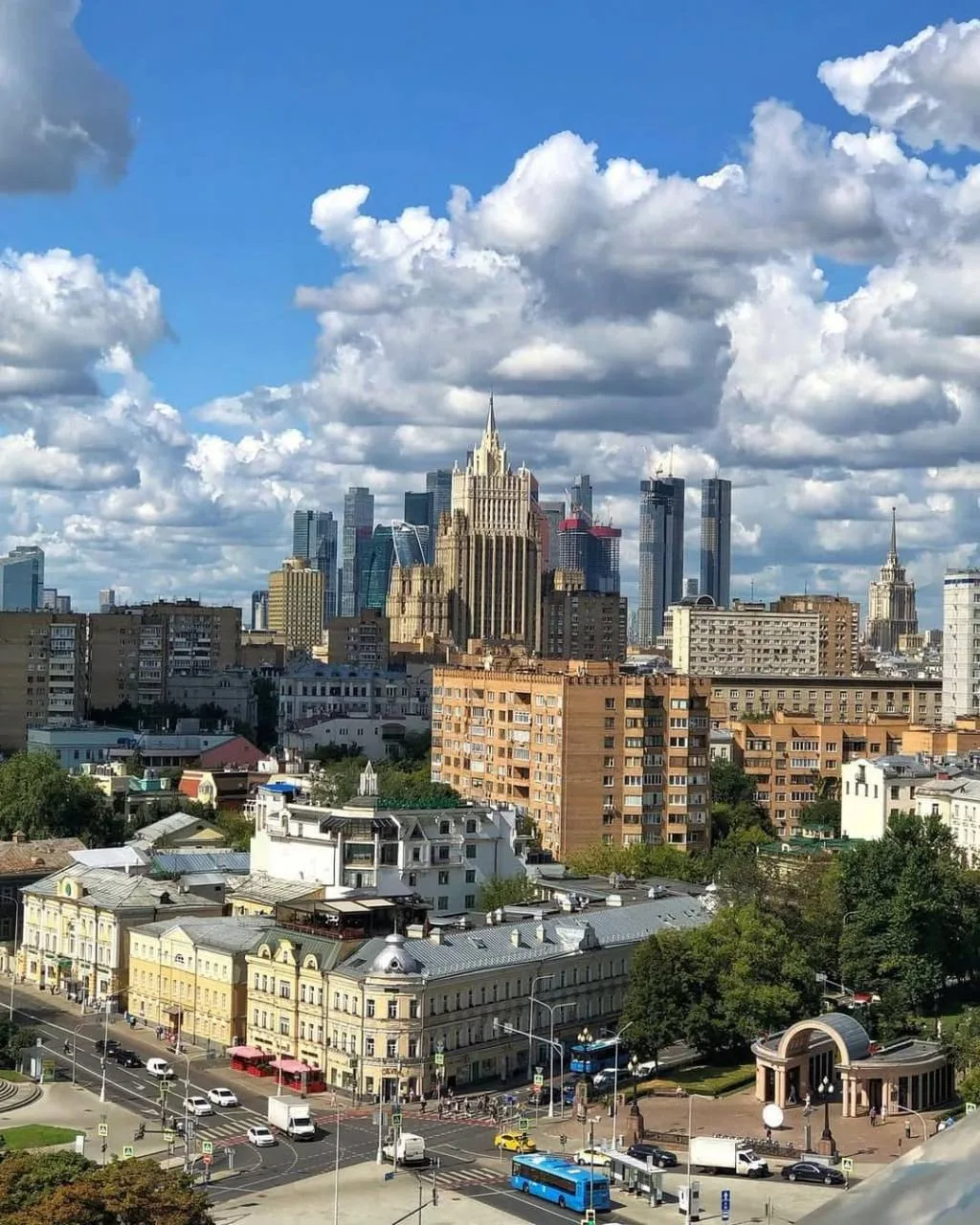 Изображение 1 к публикации «Москва - куда сходить | Афиша»