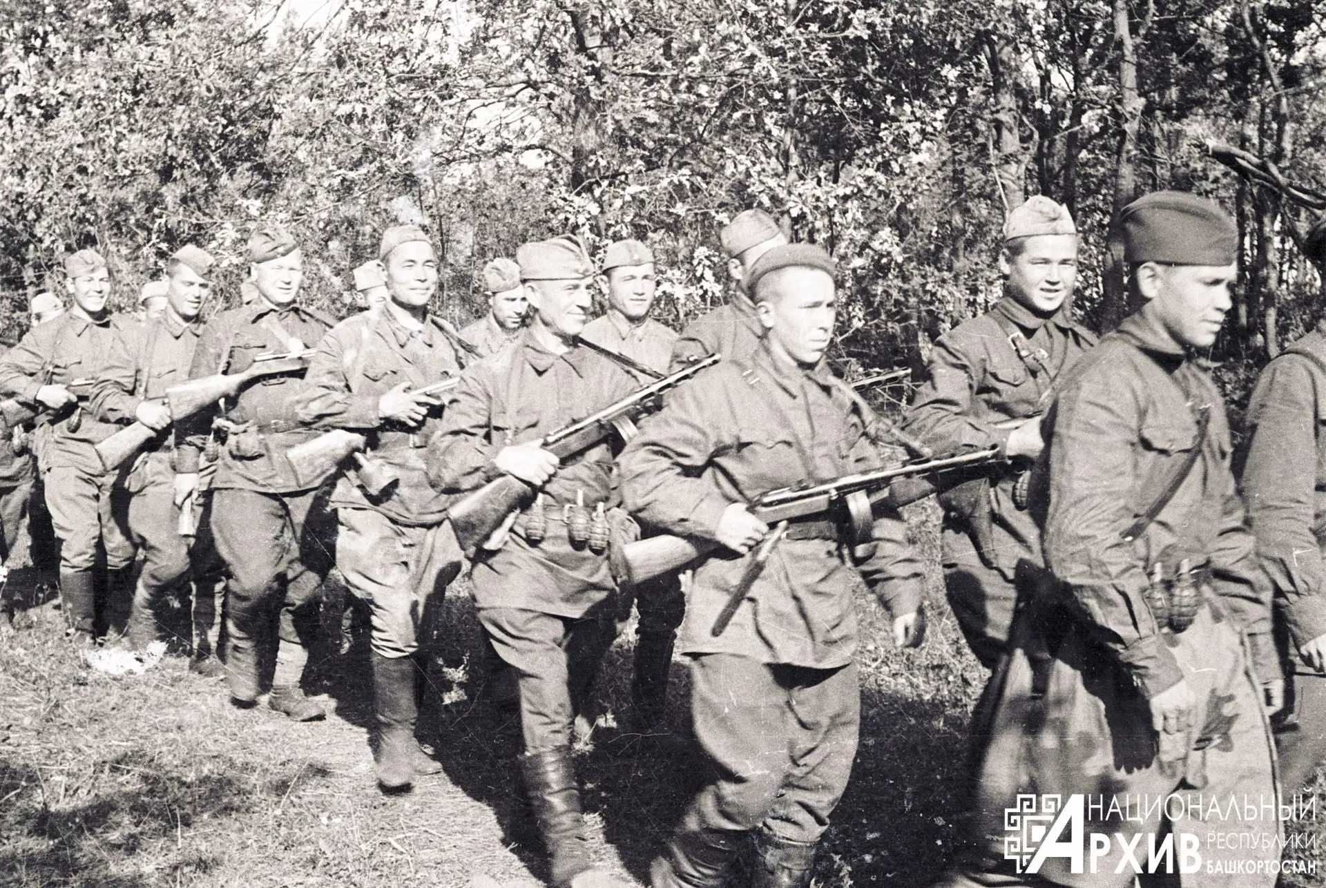 История легендарной 112-й Башкирской кавалерийской дивизии в фотодокументах Национально...