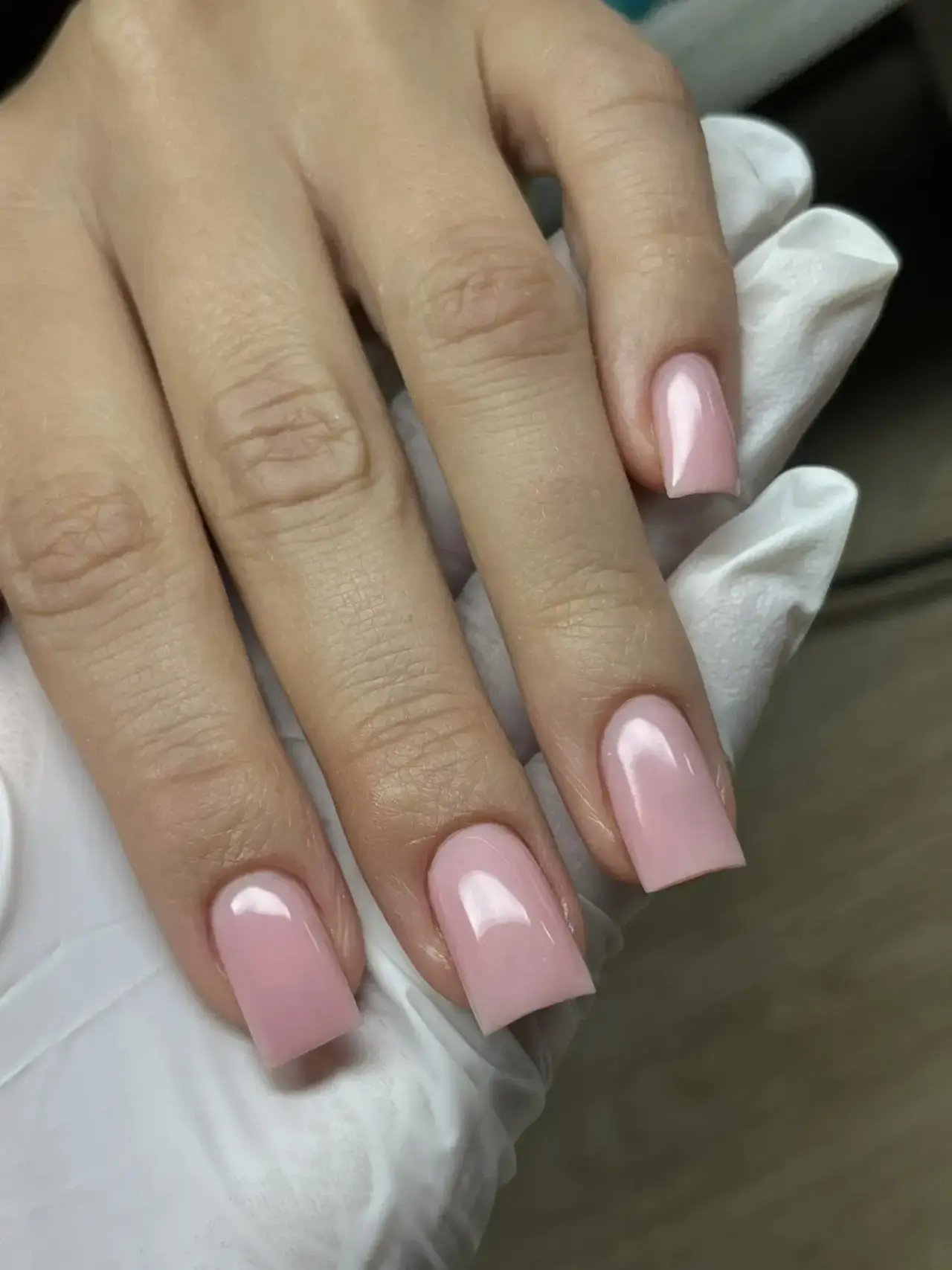 Безупречный камуфлирующий нюд на четком квадрате 🌸