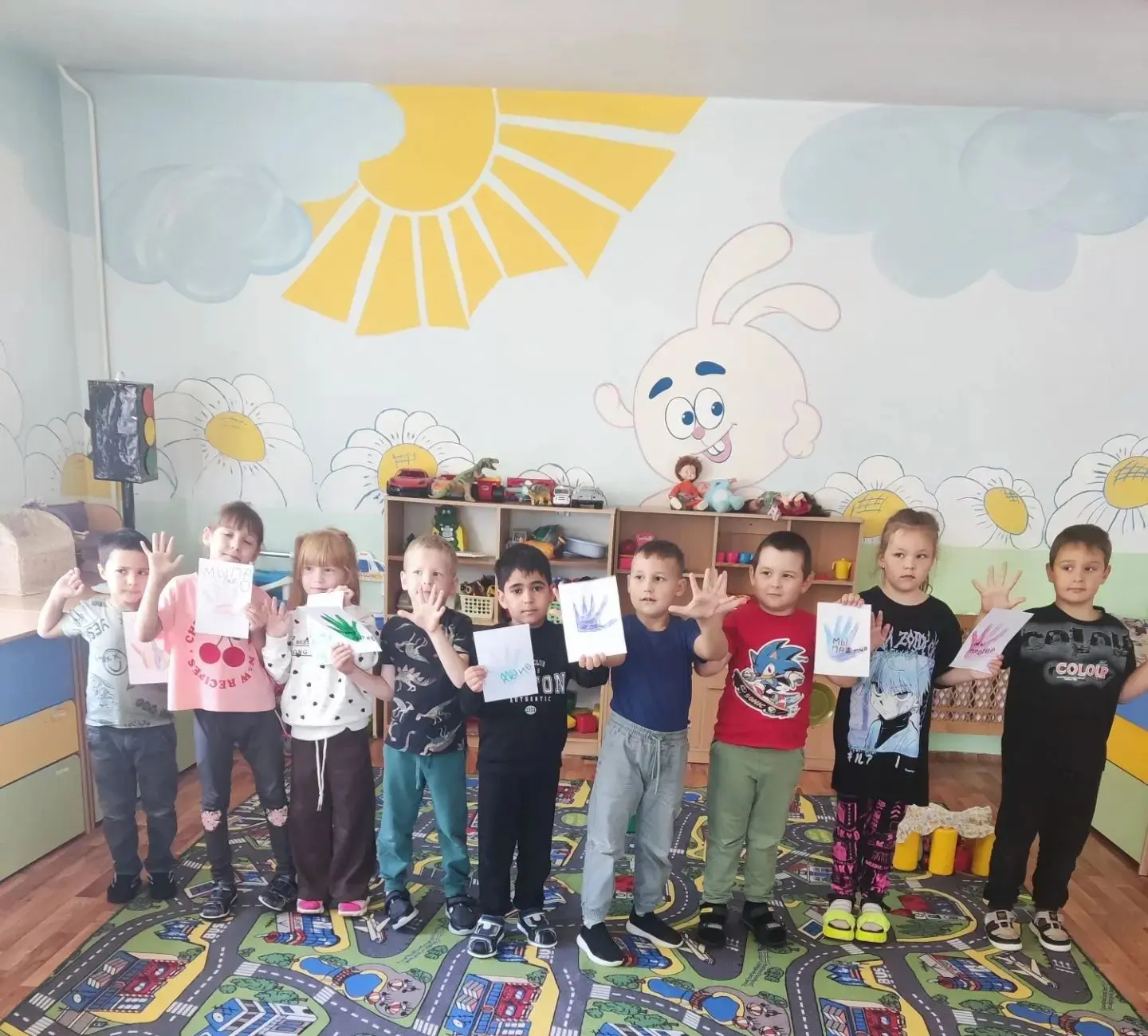 В подготовительной к школе группе прошло  мероприятие, посвящённое теме «Мы против терр...