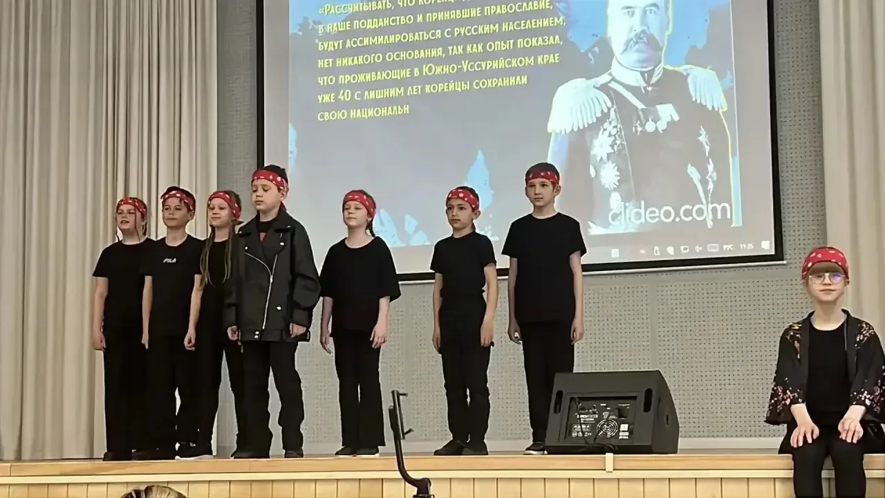 🇷🇺 Фестиваль «В дружбе народов — единство России» набирает обороты! 💥  3 классы открыли новую главу 
