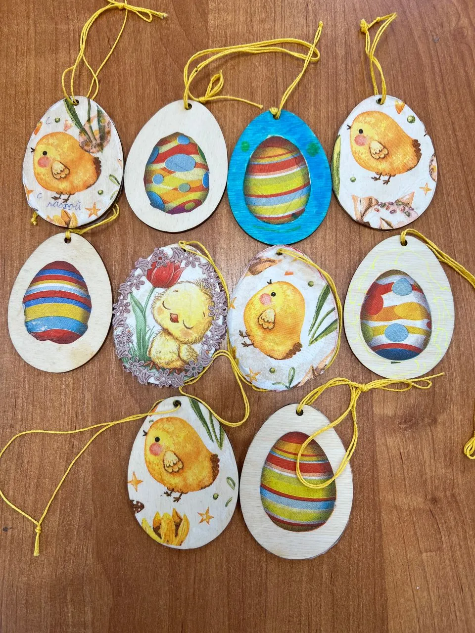 ПОДГОТОВКА К ПАСХЕ  🥚На уроке труда ученики 1 «А» погрузились в мир творчества и весеннего настроени