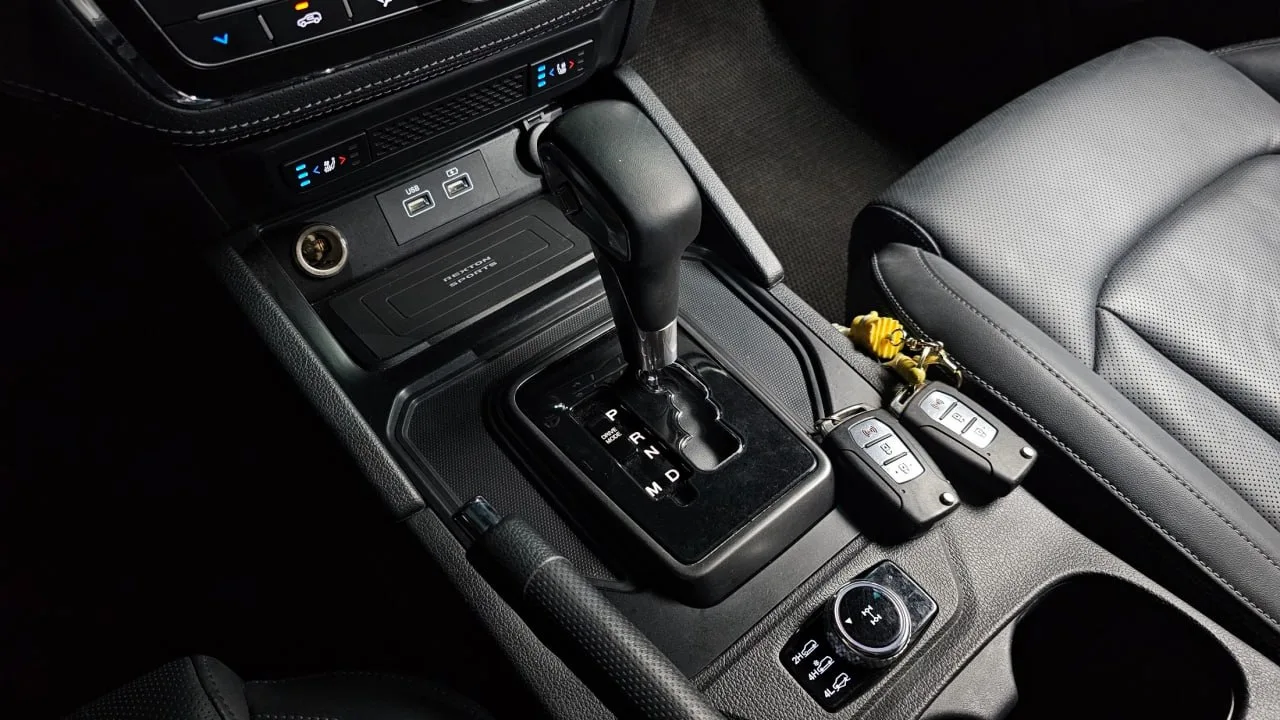 🚘 SsangYong Rexton Khan