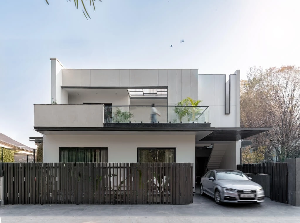 ▶ House 646 Sector -16 Panchkula / Raheja Architects