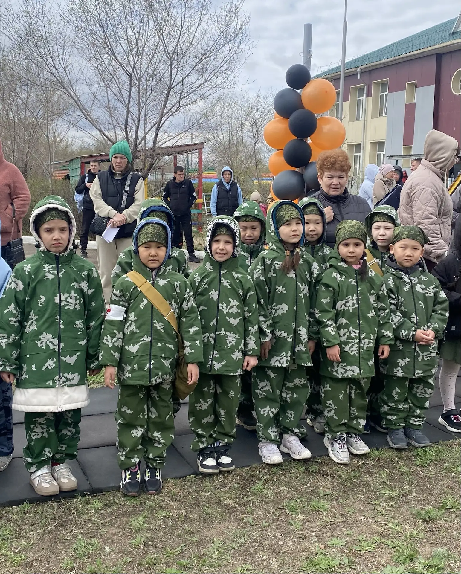 ✨Ура! Команда наших ребят подготовительной группы №5 приняла участие в районной военно-...
