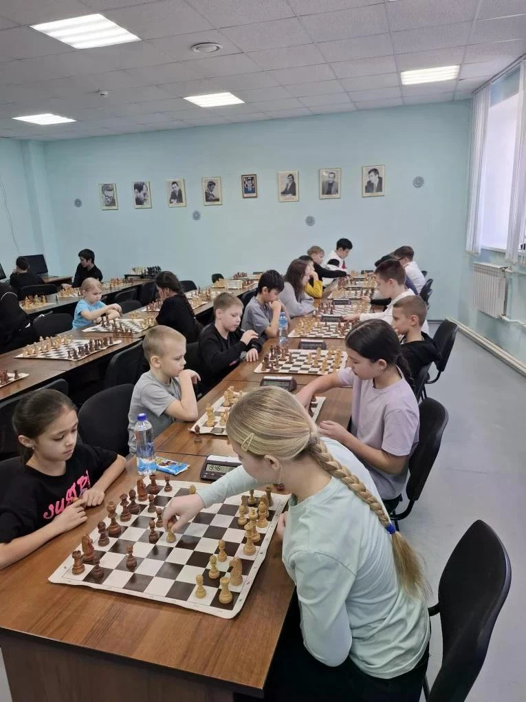Шахматный турнир: "Белая ладья"  Совсем недавно в городе Лангепасе завершился захватывающий шахматны