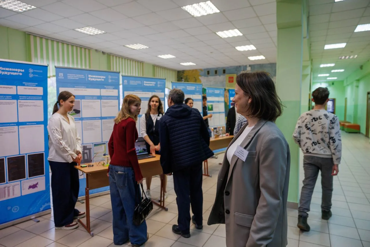 🗒  Вчера мы с радостью встретили будущих десятиклассников и их родителей на Дне открытых дверей наше