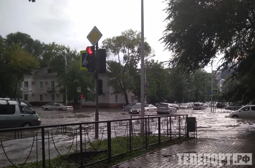 🌧️Тайфун "Бави" из Китая обрушит ливни на Приморье, Хабаровский край, ЕАО и Амурскую о...
