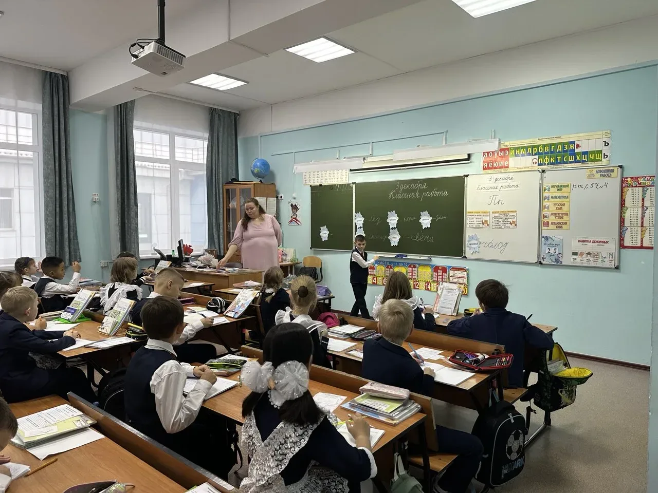 День науки, объединивший всю школу.  В рамках Дня российской  науки (8 февраля ) наша школа на неско