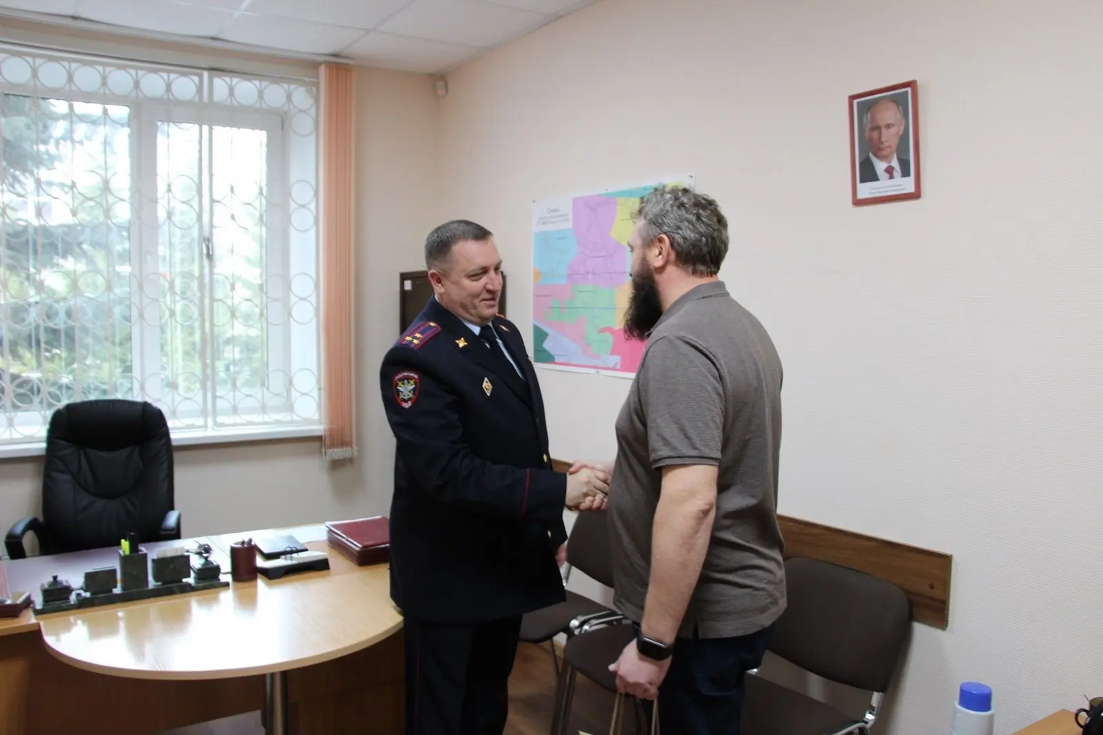 Председатель общественного совета Управления поздравил с профессиональным праздником со...