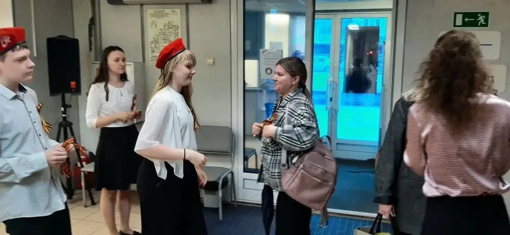 ✨ Акция «Георгиевская ленточка» в Пенсионном фонде России: день, который запомнится надолго! ✨  Сего