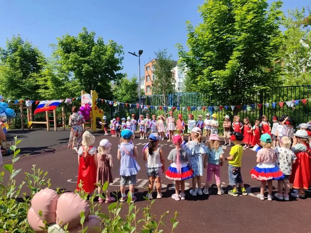 День России в дошкольных отделениях

🇷🇺В дошкольных отделениях нашей школы прошли мероприятия, пос