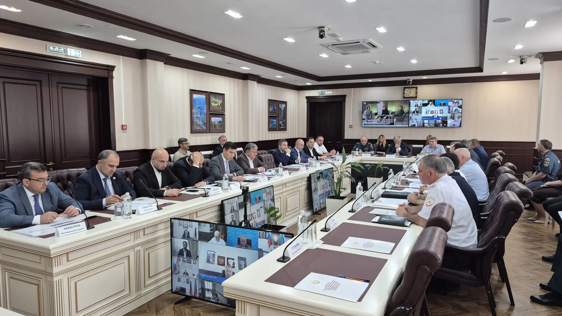 Более 60 тысяч пострадавших от паводка жителей Дагестана получили выплаты.