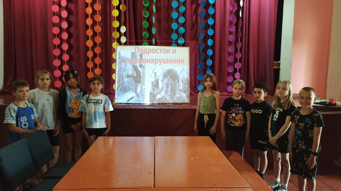 В Большеивановском сельском доме культуры прошла познавательно-информационная программа «Профилактик