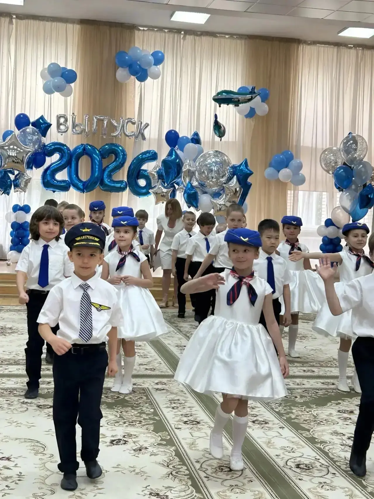 🎈 Свершилось! Вот и отгремел долгожданный выпускной у воспитанников дошкольного отделения 💫 Позади т