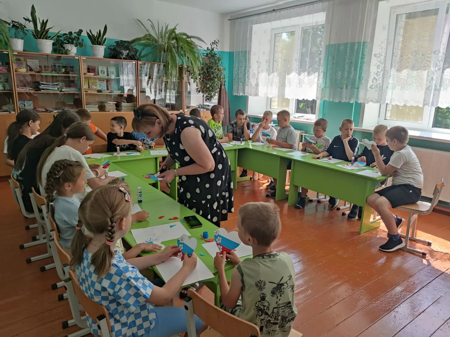 🇷🇺День России в 🌞"Солнышке"
В преддверии Дня России🇷🇺 в школьном лагере 🌞 вспомнили государств